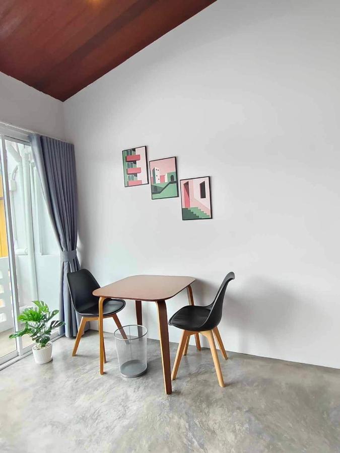 Mr Black & Ms White -Self Check In Accommodation Bangkok Eksteriør billede