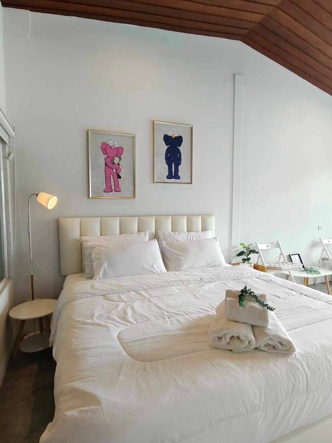 Mr Black & Ms White -Self Check In Accommodation Bangkok Eksteriør billede
